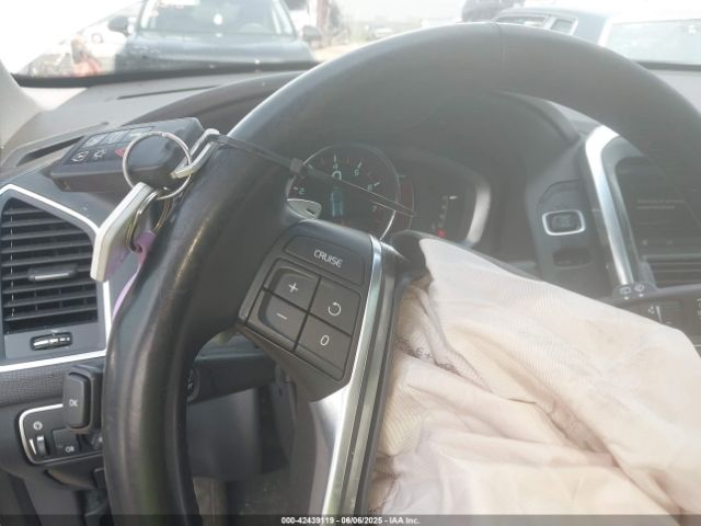 2015 VOLVO XC60 YV4902RC8F2588188 Photo 10