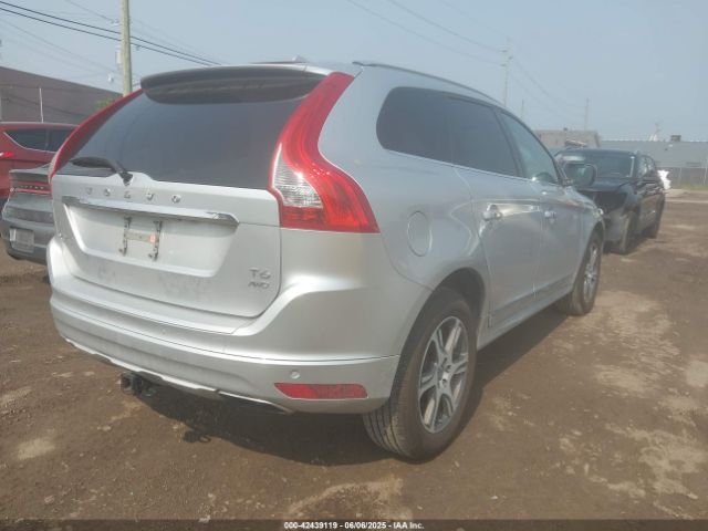 2015 VOLVO XC60 YV4902RC8F2588188 Photo 3