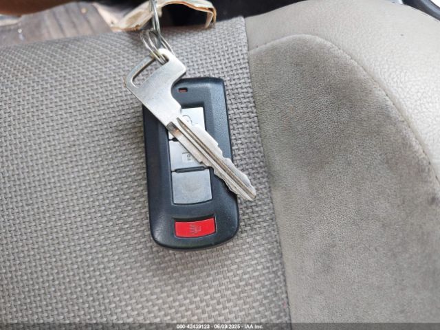 2011 MITSUBISHI OUTLANDER JA4JT3AW7BU016749 Photo 10