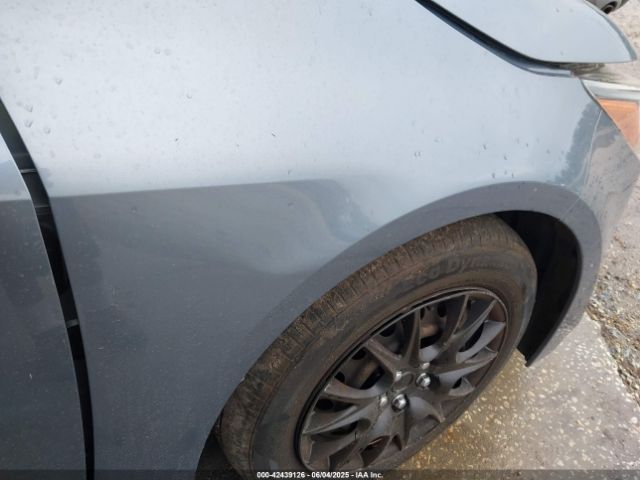 JTDEPRAE1LJ025956 Toyota COROLLA LE