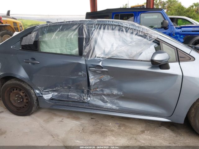 JTDEPRAE1LJ025956 Toyota COROLLA LE