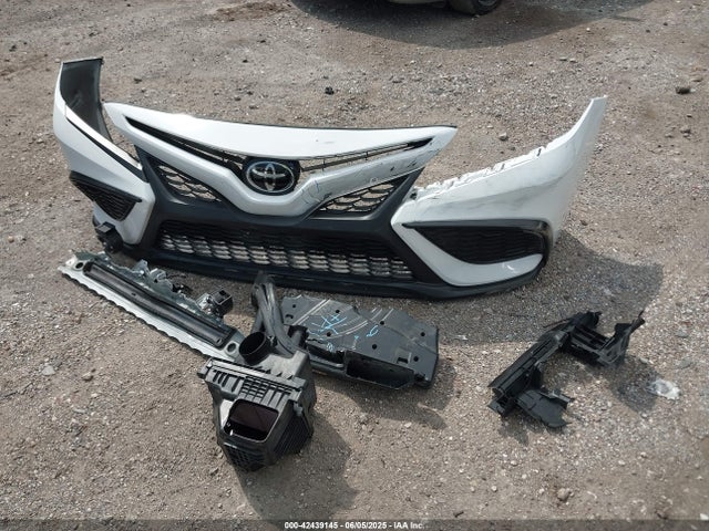 4T1G11AK1RU240421 Toyota CAMRY SE