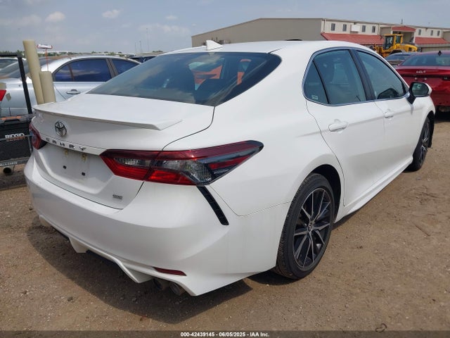 4T1G11AK1RU240421 Toyota CAMRY SE