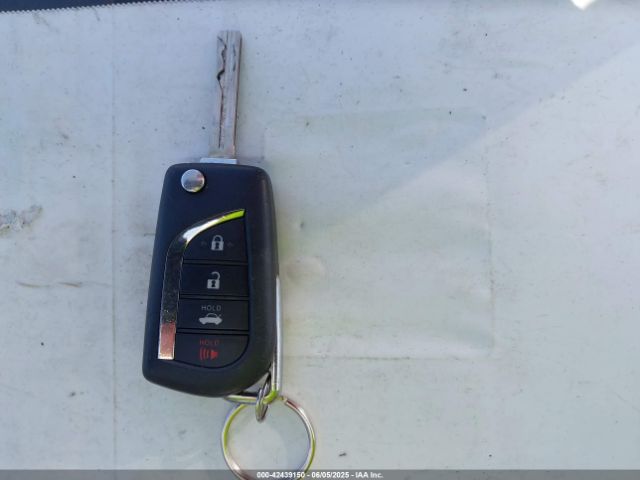 2021 TOYOTA CAMRY 4T1G11AK6MU485403 Photo 10
