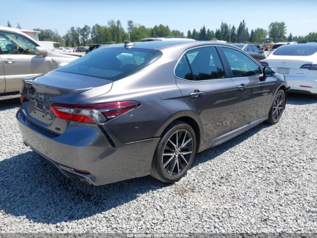 2021 TOYOTA CAMRY 4T1G11AK6MU485403 Photo 3