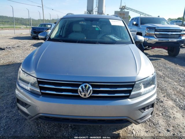 3VV2B7AX9MM073427 Volkswagen Tiguan 2.0t Se/2.0t Se R-line Black/2.0t Sel