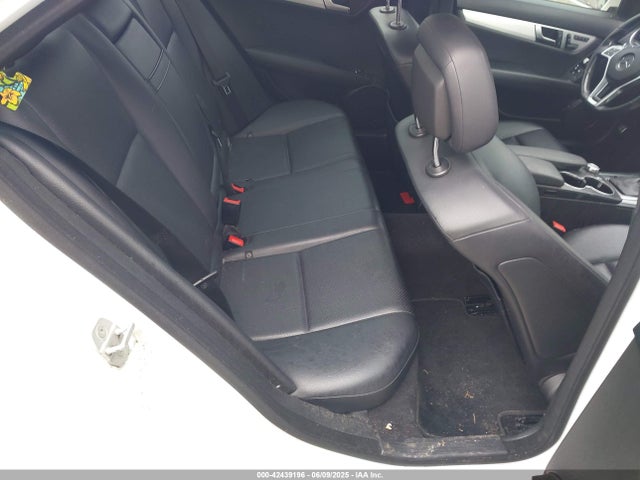Mercedes-Benz 2014 2014 WDDGF8AB4EA947402 Image 8