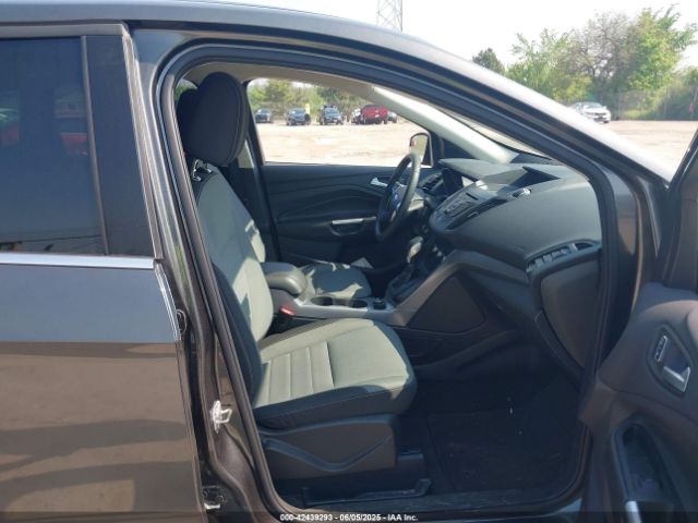 1FMCU0G74GUC90777 Ford Escape