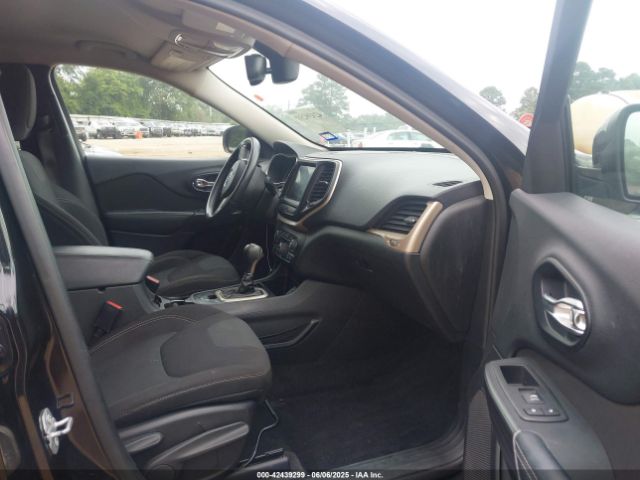 2016 JEEP CHEROKEE 1C4PJLCS2GW108279 Photo 4