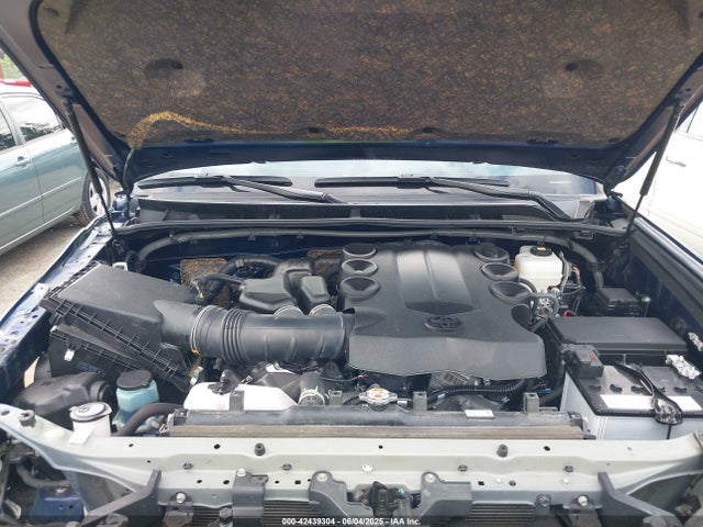 JTEMU5JR0R6243619 Toyota 4RUNNER SR5