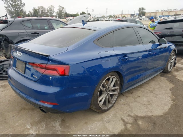 WAUENCF55KA033940 Audi 2019