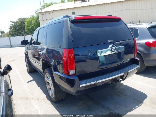 2008 CADILLAC ESCALADE 1GYFK63828R228575 Photo 2