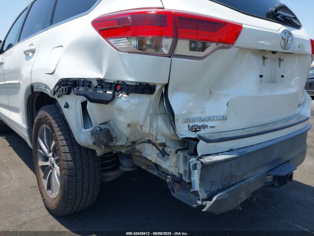 2018 TOYOTA HIGHLANDER 5TDJZRFH3JS876149 Photo 5