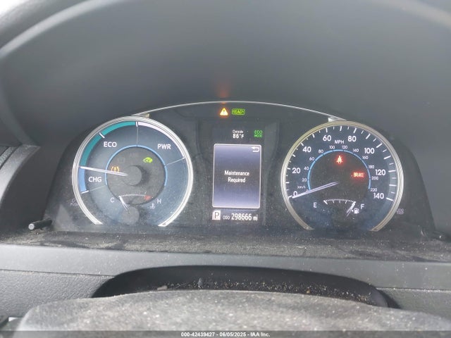 4T1BD1FKXFU166549 Toyota Camry Hybrid Le