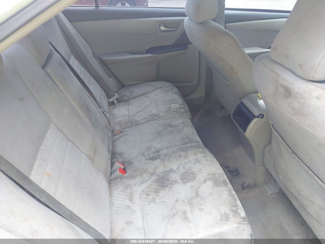 4T1BD1FKXFU166549 Toyota Camry Hybrid Le