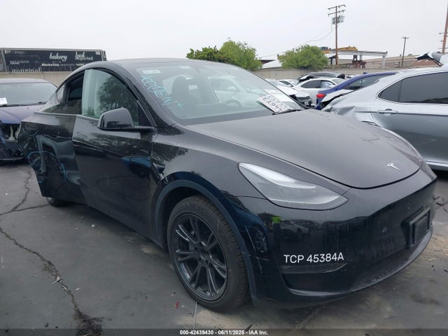2024 TESLA MODEL Y 7SAYGDEE8RF081602 Photo 0