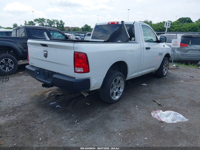 3C6JR6AG5JG145998 RAM 1500