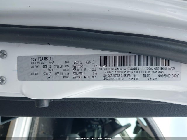 3C6JR6AG5JG145998 RAM 1500