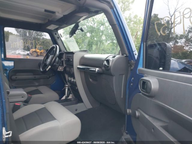 2010 JEEP WRANGLER UNLIMITED 1J4BA3H15AL152421 Photo 4