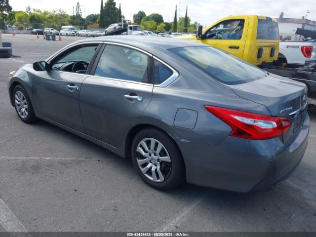 2016 NISSAN ALTIMA 1N4AL3AP3GC135545 Photo 2