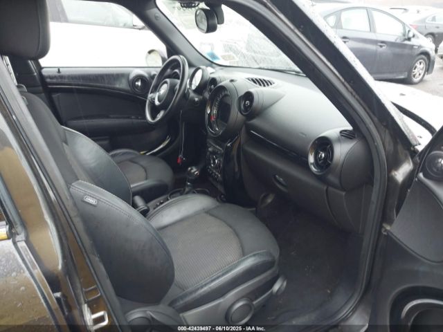 2015 MINI COUNTRYMAN WMWZC3C5XFWT06746 Photo 4