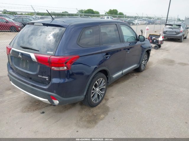 2016 MITSUBISHI OUTLANDER JA4AZ3A35GZ013167 Photo 3