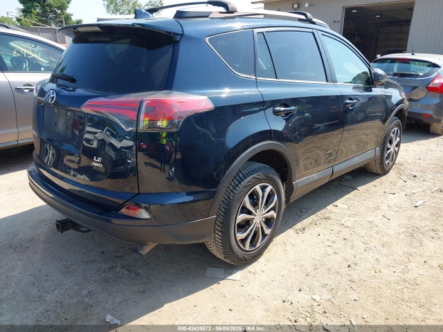 Toyota RAV4 LE 2018 2T3BFREV0JW726664 Image 4