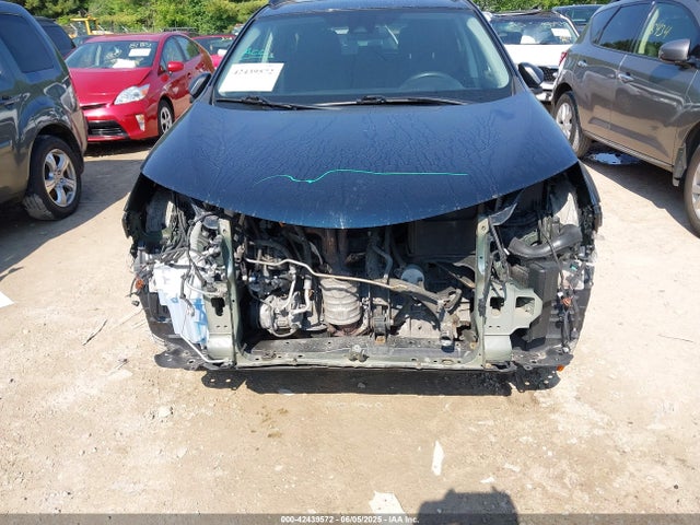 Toyota RAV4 LE 2018 2T3BFREV0JW726664 Image 6