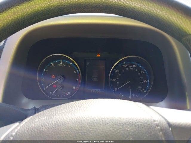 Toyota RAV4 LE 2018 2T3BFREV0JW726664 Image 7