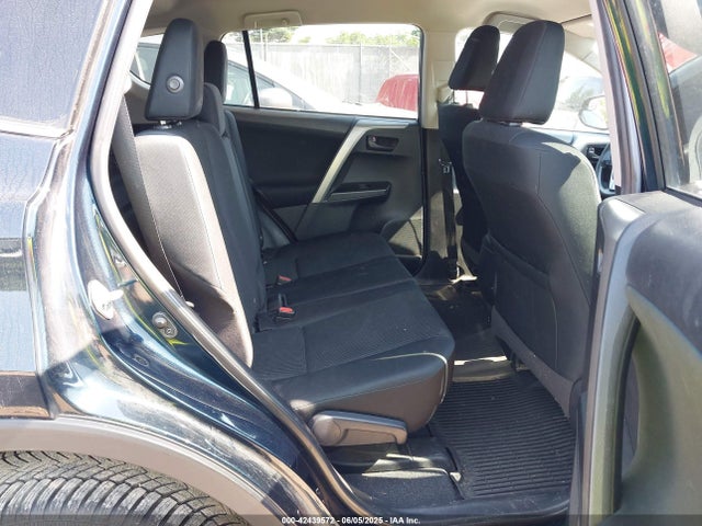Toyota RAV4 LE 2018 2T3BFREV0JW726664 Image 8