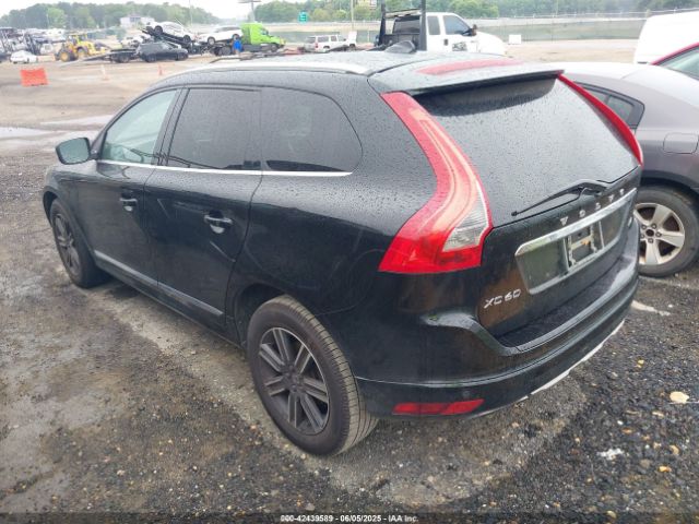 2016 VOLVO XC60 YV440MDKXG2825947 Photo 2