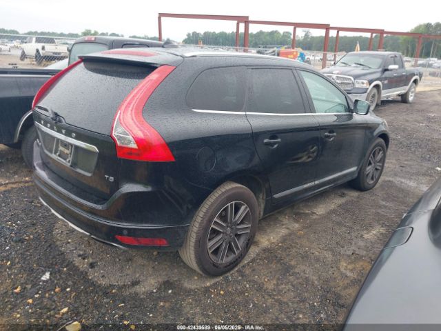 2016 VOLVO XC60 YV440MDKXG2825947 Photo 3