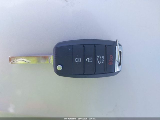 2017 KIA OPTIMA 5XXGT4L30HG147058 Photo 10