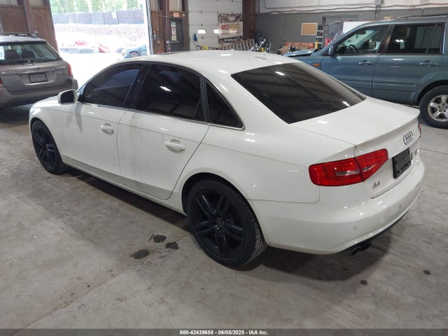 2013 AUDI A4 WAUFFAFL1DA170798 Photo 2