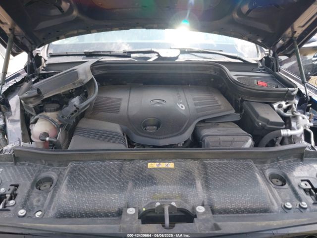 4JGFF5KE7NA658975 Mercedes-Benz m256