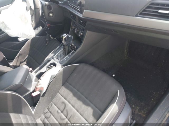 2024 VOLKSWAGEN JETTA 3VWBM7BU7RM046762 Photo 4