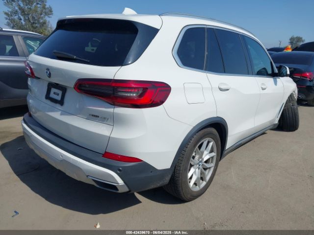 2020 BMW X5 5UXCR4C00L9B99283 Photo 3