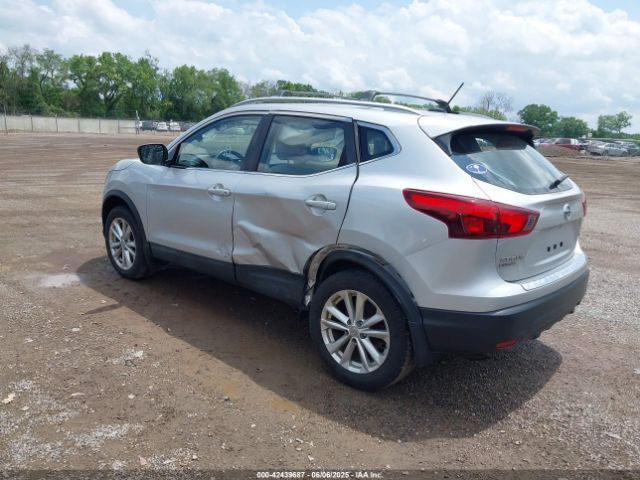 2018 NISSAN ROGUE SPORT JN1BJ1CR4JW600933 Photo 2