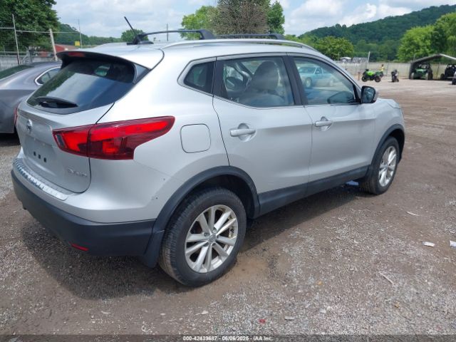 2018 NISSAN ROGUE SPORT JN1BJ1CR4JW600933 Photo 3