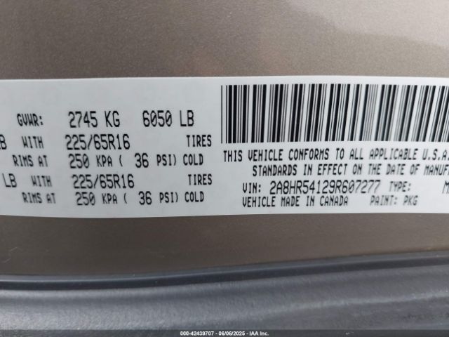 2009 CHRYSLER TOWN & COUNTRY 2A8HR54129R607277 Photo 8