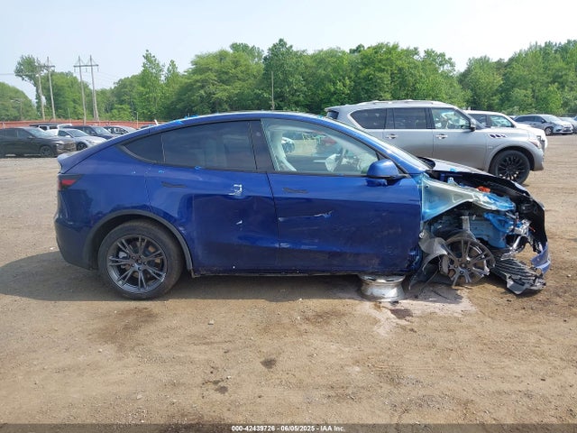 7SAYGAEE1SF251030 Tesla 2025