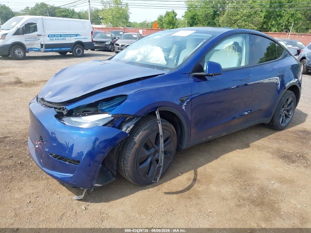 2025 TESLA MODEL Y 7SAYGAEE1SF251030 Photo 1
