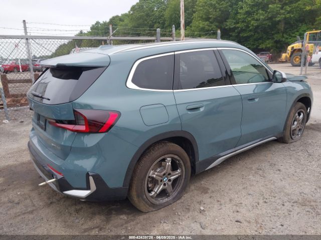 2024 BMW X1 WBX73EF05R5Z86851 Photo 3