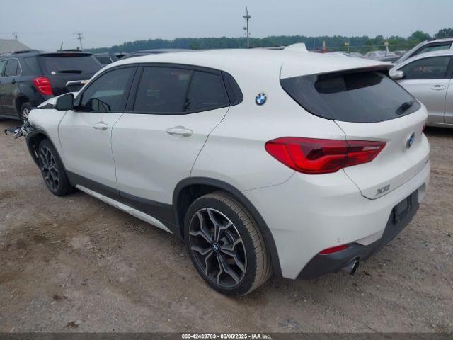 2018 BMW X2 WBXYJ5C3XJEF76384 Photo 2