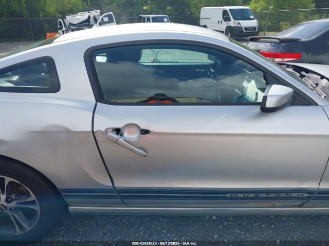 1ZVBP8AM4E5265015 Ford 2014