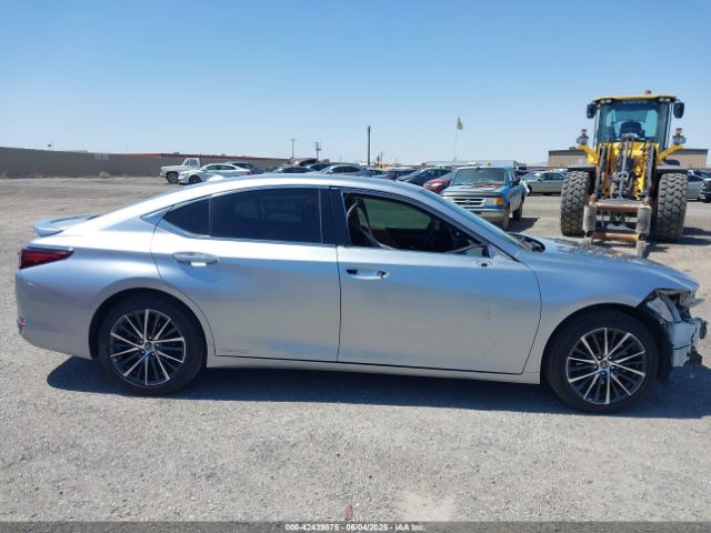 58ADA1C12NU017850 Lexus a25a-fxs, 3nm