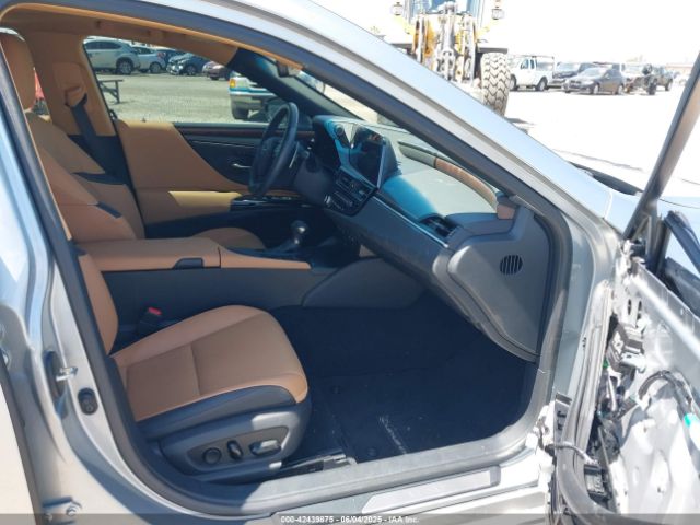 58ADA1C12NU017850 Lexus a25a-fxs, 3nm