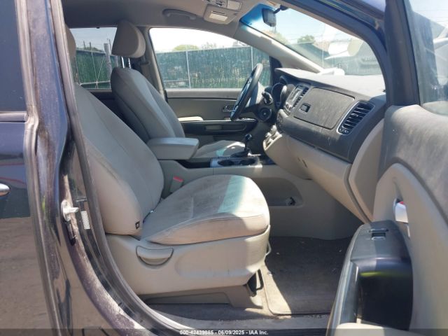 KNDMB5C17G6114310 KIA SEDONA LX
