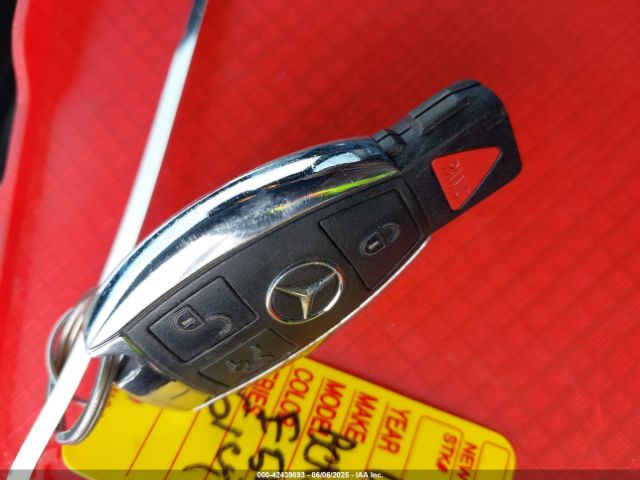 2011 MERCEDES-BENZ E 550 WDDHF9AB9BA442980 Photo 10