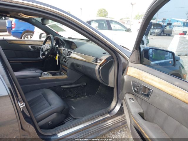 2011 MERCEDES-BENZ E 550 WDDHF9AB9BA442980 Photo 4